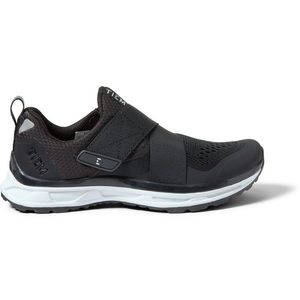 TIEM Slipstream size 9 spin shoes